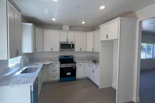 3530 26th Ave, Sacramento, CA 95820 - Photo 5