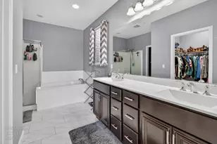 1917 NW Thomas Taylor Dr, Hughson, CA 95326 - Photo 11
