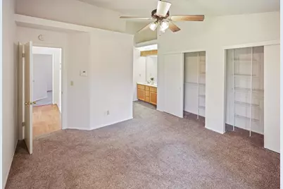 7004 Springmont Dr, Elk Grove, CA 95758 - Photo 17