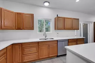 8582 Daken Cir, Brownsville, CA 95919 - Photo 15