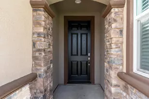 636 Lamoglia St, Los Banos, CA 93635 - Photo 5