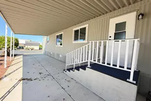Floral Dr, Sacramento, CA 95834 - Photo 27