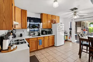 406 E Edison St, Manteca, CA 95336 - Photo 17