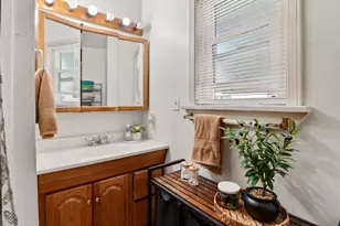 406 E Edison St, Manteca, CA 95336 - Photo 15