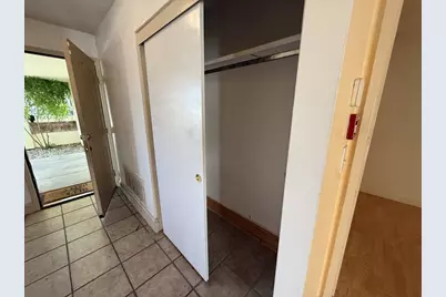 8045 Mesa Oak Way, Citrus Heights, CA 95610 - Photo 11