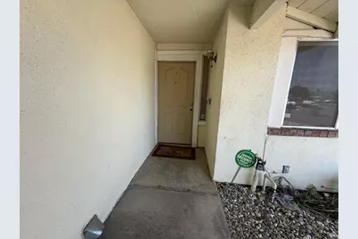 8045 Mesa Oak Way, Citrus Heights, CA 95610 - Photo 5