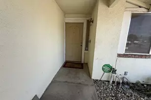 8045 Mesa Oak Way, Citrus Heights, CA 95610 - Photo 5