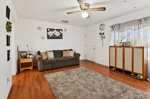 406 E Edison St, Manteca, CA 95336 - Photo 9