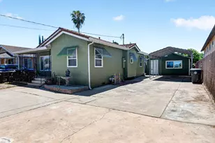 406 E Edison St, Manteca, CA 95336 - Photo 5