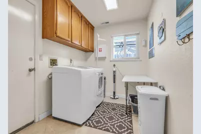 4004 Simi Valley Way, Antelope, CA 95843 - Photo 15