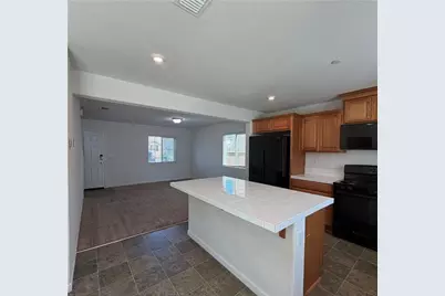385 Ostrander, Merced, CA 95341 - Photo 3