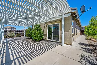 3700 Giggs Way, Roseville, CA 95661 - Photo 25