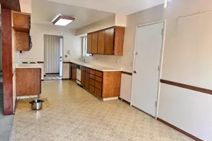 3207 Terry Way, Carmichael, CA 95608 - Photo 11