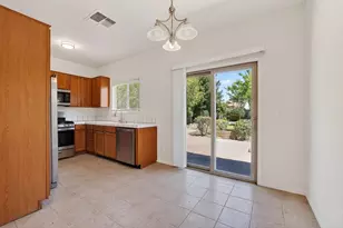 6 Cortney Ct, Sacramento, CA 95832 - Photo 11