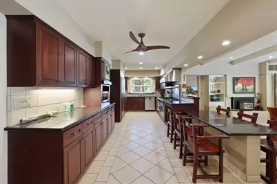 949 S Country Club Boulevard, Stockton, CA 95204 - Photo 15