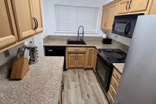 4308 Greenholme Dr, Sacramento, CA 95842 - Photo 7