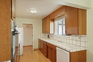 826 Maplewood, Lodi, CA 95240 - Photo 11
