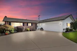 826 Maplewood, Lodi, CA 95240 - Photo 1