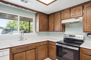 7161 Rita Way, Winton, CA 95388 - Photo 11