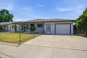 7161 Rita Way, Winton, CA 95388 - Photo 3