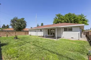 9418 Sara St, Elk Grove, CA 95624 - Photo 39