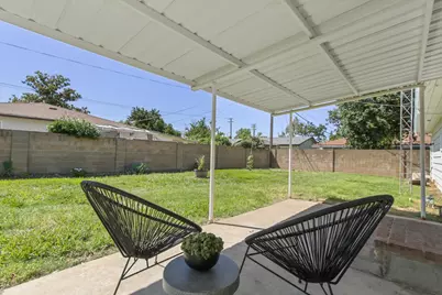 9418 Sara Street, Elk Grove, CA 95624 - Photo 5