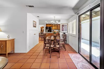 2044 University Park Drive, Sacramento, CA 95825 - Photo 19