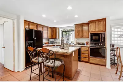 2044 University Park Drive, Sacramento, CA 95825 - Photo 19
