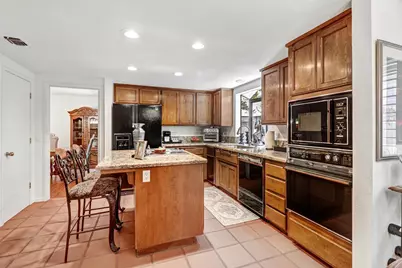 2044 University Park Drive, Sacramento, CA 95825 - Photo 21