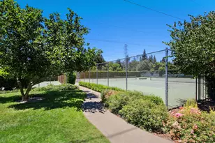 2044 University Park Dr, Sacramento, CA 95825 - Photo 57