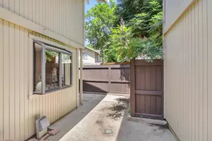 2044 University Park Dr, Sacramento, CA 95825 - Photo 45