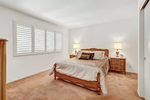 2044 University Park Dr, Sacramento, CA 95825 - Photo 37