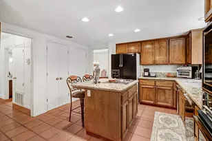 2044 University Park Dr, Sacramento, CA 95825 - Photo 21