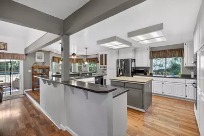 8004 Withrow Court, Fair Oaks, CA 95628 - Photo 17