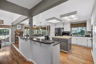 8004 Withrow Ct, Fair Oaks, CA 95628 - Photo 17