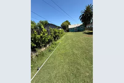 328 E 20th Street, Merced, CA 95340 - Photo 13