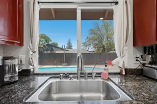 6653 Deerfield Dr, Citrus Heights, CA 95610 - Photo 7