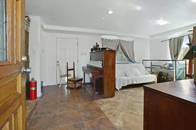 3061 Kroy, Sacramento, CA 95820 - Photo 27