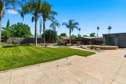 2201 Eicher Avenue, Modesto, CA 95350 - Photo 29