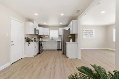 2201 Eicher Avenue, Modesto, CA 95350 - Photo 7