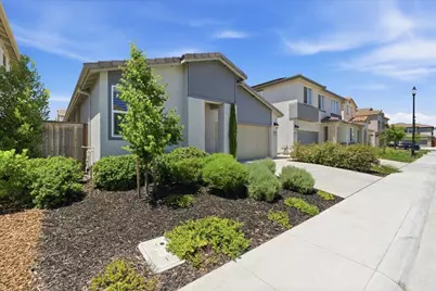 2240 Borealis Circle, Roseville, CA 95747 - Photo 3