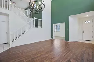 101 S Pinnacles Circle, Sacramento, CA 95835 - Photo 9
