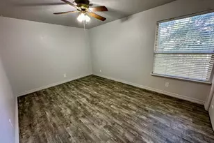 9127 Newhall Dr, Sacramento, CA 95826 - Photo 17