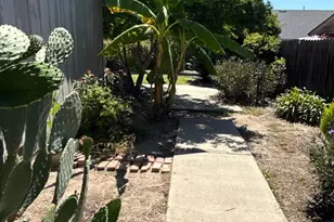 2428 Stanfield Dr, Stockton, CA 95209 - Photo 43