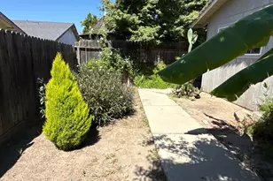 2428 Stanfield Dr, Stockton, CA 95209 - Photo 37