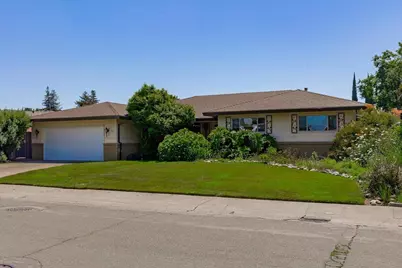 69 Springbrook Circle, Sacramento, CA 95831 - Photo 3