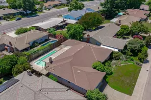 69 Springbrook Cir, Sacramento, CA 95831 - Photo 29