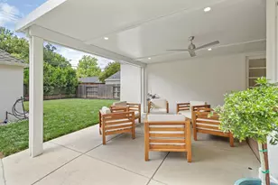 1300 Swanston Dr, Sacramento, CA 95818 - Photo 35