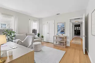 1300 Swanston Dr, Sacramento, CA 95818 - Photo 27