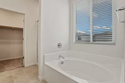 1863 Lateral Avenue, Manteca, CA 95337 - Photo 27